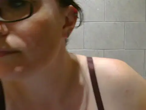 CrimsonMistress online show from February 7, 6:03 am