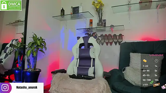 Snapshot of natashaanurak chatting on January 16, 1:06 am natashaanurak online show from January 16, 1:06 am