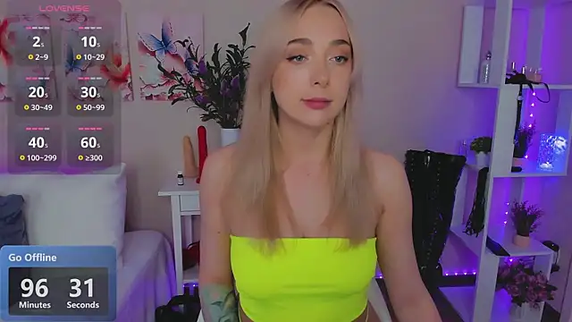 MissLisaX online show from May 4, 10:22 am