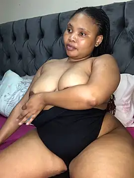 Snapshot of Anaelle24 chatting on May 22, 7:26 am Anaelle24 online show from May 22, 7:26 am