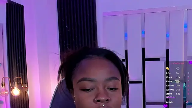 mia schwarz online show from November 17, 7:14 am