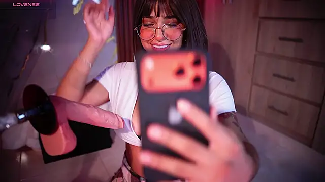 Mikubani18 online show from March 16, 3:45 am