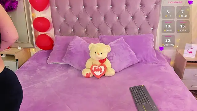 Kharla Marin online show from March 5, 8:00 pm