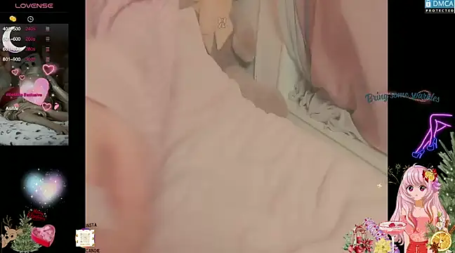 Snapshot of Blondecandie chatting on March 2, 10:03 am Blondecandie online show from March 2, 10:03 am