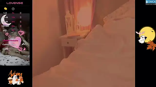 Snapshot of Blondecandie chatting on October 19, 3:23 pm Blondecandie online show from October 19, 3:23 pm