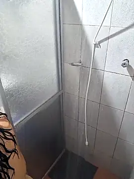 Sweet-diamondxxx online show from November 14, 1:32 pm