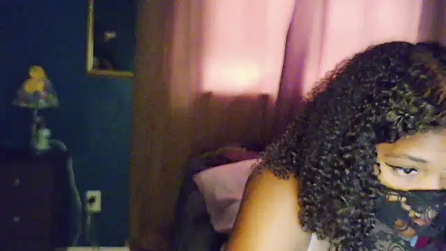 Snapshot of CurlyNony chatting on March 13, 6:01 pm CurlyNony online show from March 13, 6:01 pm