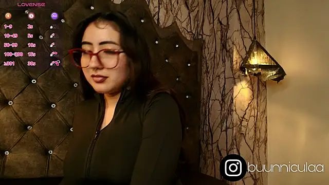 larissa01  online show from September 16, 2:34 am