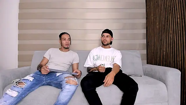 hot day online show from February 4, 1:13 am