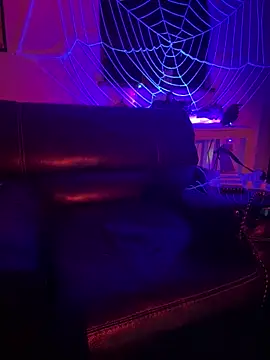 Snapshot of karrmmaa chatting on September 16, 8:59 am karrmmaa online show from September 16, 8:59 am