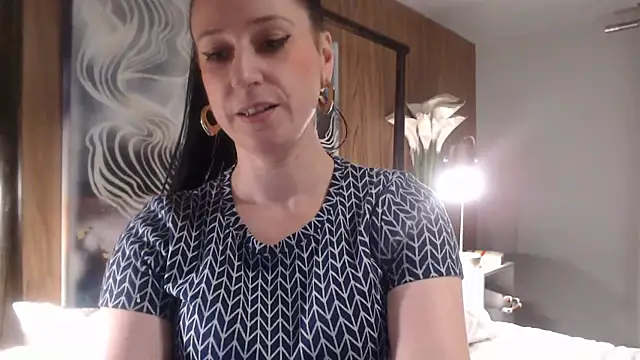 Audrey hotty online show from December 7, 11:45 pm