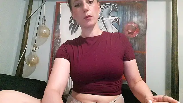 Snapshot of Audrey_hotty chatting on June 20, 3:31 am Audrey hotty online show from June 20, 3:31 am