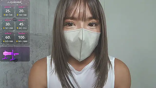 sara  xx  love online show from September 12, 1:33 pm