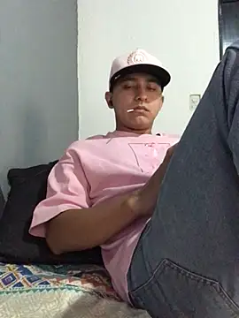 Snapshot of Slow_Kmazutra chatting on January 31, 7:29 pm Slow Kmazutra online show from January 31, 7:29 pm