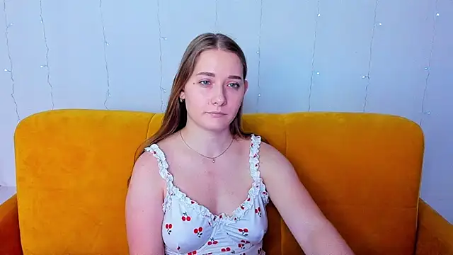 Snapshot of AlinaVice chatting on January 5, 7:28 am AlinaVice online show from January 5, 7:28 am