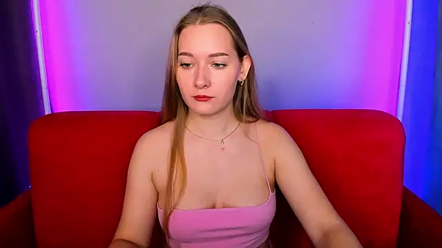 Snapshot of AlinaVice chatting on November 12, 1:06 am AlinaVice online show from November 12, 1:06 am