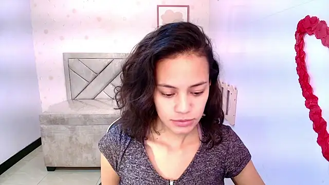 Tyna ch online show from February 26, 7:27 pm
