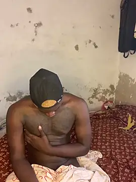 Snapshot of bad-boy-2002 chatting on January 13, 7:43 am bad-boy-2002 online show from January 13, 7:43 am