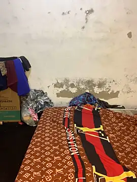 Snapshot of bad-boy-2002 chatting on January 29, 10:32 pm bad-boy-2002 online show from January 29, 10:32 pm