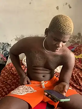 Snapshot of bad-boy-2002 chatting on January 30, 11:22 am bad-boy-2002 online show from January 30, 11:22 am