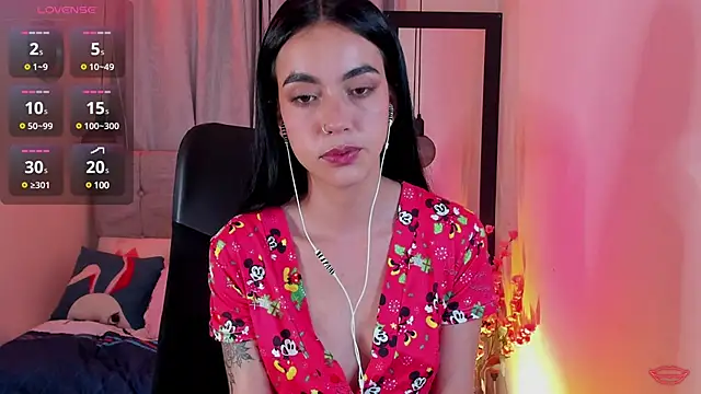 samy lewis online show from December 13, 11:17 pm