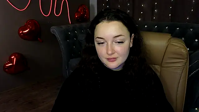 GloriNichols online show from February 19, 6:55 am