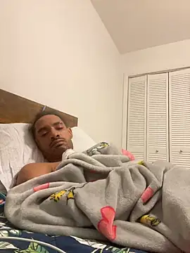 Snapshot of u091 chatting on December 27, 12:45 pm u091 online show from December 27, 12:45 pm