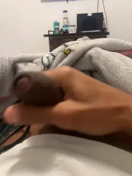 Snapshot of u091 chatting on March 22, 12:46 pm u091 online show from March 22, 12:46 pm