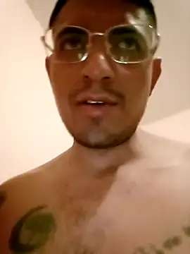 ale3J4a online show from March 3, 1:31 am