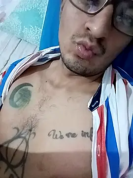 ale3J4a online show from December 21, 7:26 am