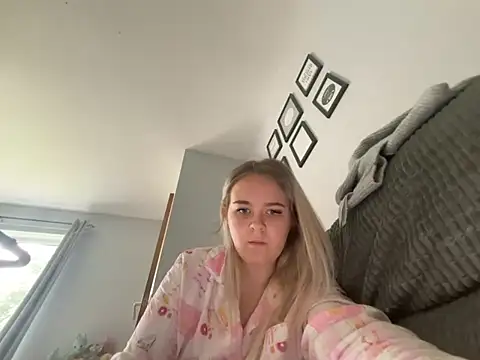 princess blondex online show from June 30, 8:15 am
