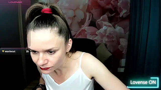 AriaGray online show from November 4, 5:17 am