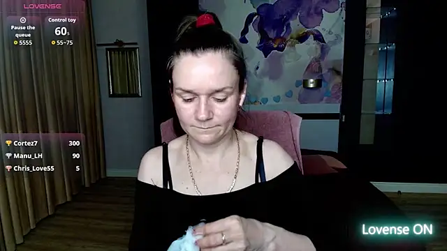 AriaGray online show from April 29, 8:04 pm