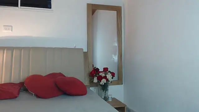 sabrina brunette online show from February 26, 2:43 am