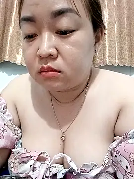 VyOanh2K online show from November 26, 3:46 pm