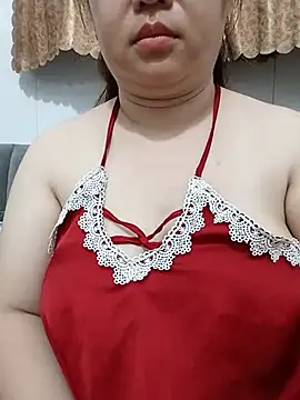 Snapshot of VyOanh2K chatting on July 10, 4:31 pm VyOanh2K online show from July 10, 4:31 pm