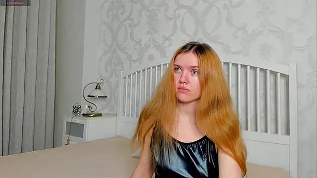 Eva  Lewis online show from May 28, 3:53 pm