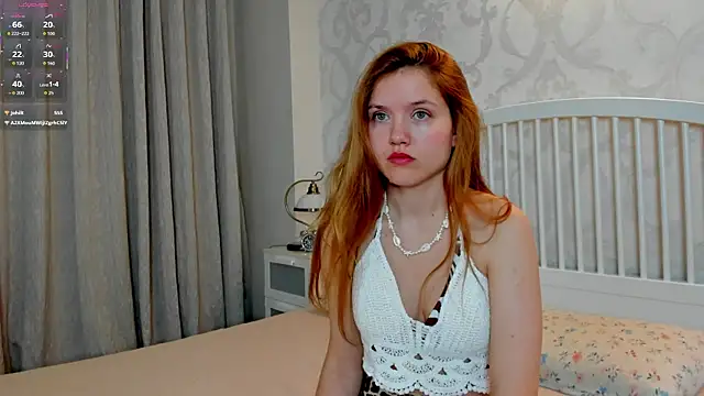 Eva  Lewis online show from July 28, 4:41 am