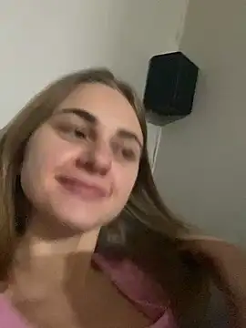 Snapshot of GraceTorrez chatting on January 9, 2:40 pm GraceTorrez online show from January 9, 2:40 pm