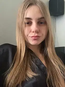 Snapshot of GraceTorrez chatting on January 27, 11:00 am GraceTorrez online show from January 27, 11:00 am