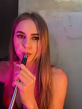 Snapshot of GraceTorrez chatting on February 11, 1:41 pm GraceTorrez online show from February 11, 1:41 pm