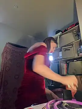 Snapshot of GraceTorrez chatting on February 12, 1:06 pm GraceTorrez online show from February 12, 1:06 pm