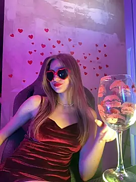 Snapshot of GraceTorrez chatting on February 14, 1:18 pm GraceTorrez online show from February 14, 1:18 pm