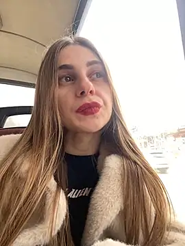 Snapshot of GraceTorrez chatting on February 15, 9:05 am GraceTorrez online show from February 15, 9:05 am