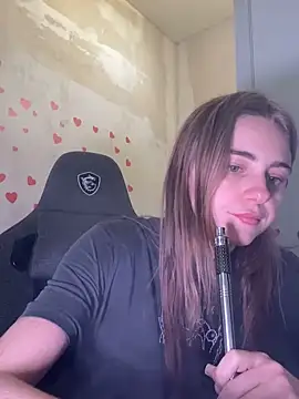 Snapshot of GraceTorrez chatting on March 5, 9:05 am GraceTorrez online show from March 5, 9:05 am