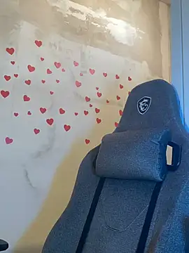 Snapshot of GraceTorrez chatting on March 10, 8:04 am GraceTorrez online show from March 10, 8:04 am