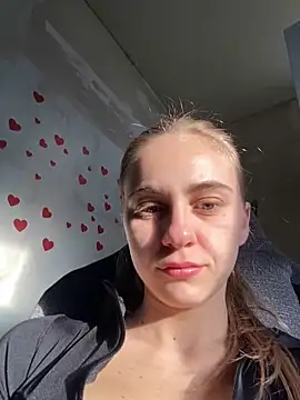 Snapshot of GraceTorrez chatting on March 14, 5:05 am GraceTorrez online show from March 14, 5:05 am