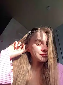 Snapshot of GraceTorrez chatting on March 16, 4:52 am GraceTorrez online show from March 16, 4:52 am