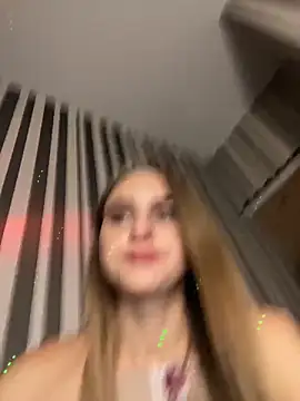 Snapshot of GraceTorrez chatting on October 6, 6:05 pm GraceTorrez online show from October 6, 6:05 pm