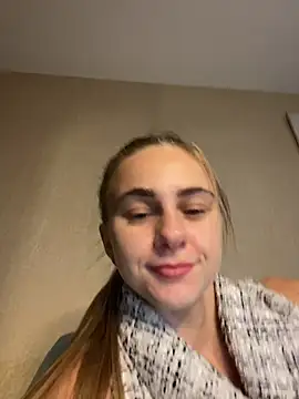 Snapshot of GraceTorrez chatting on October 17, 5:26 pm GraceTorrez online show from October 17, 5:26 pm